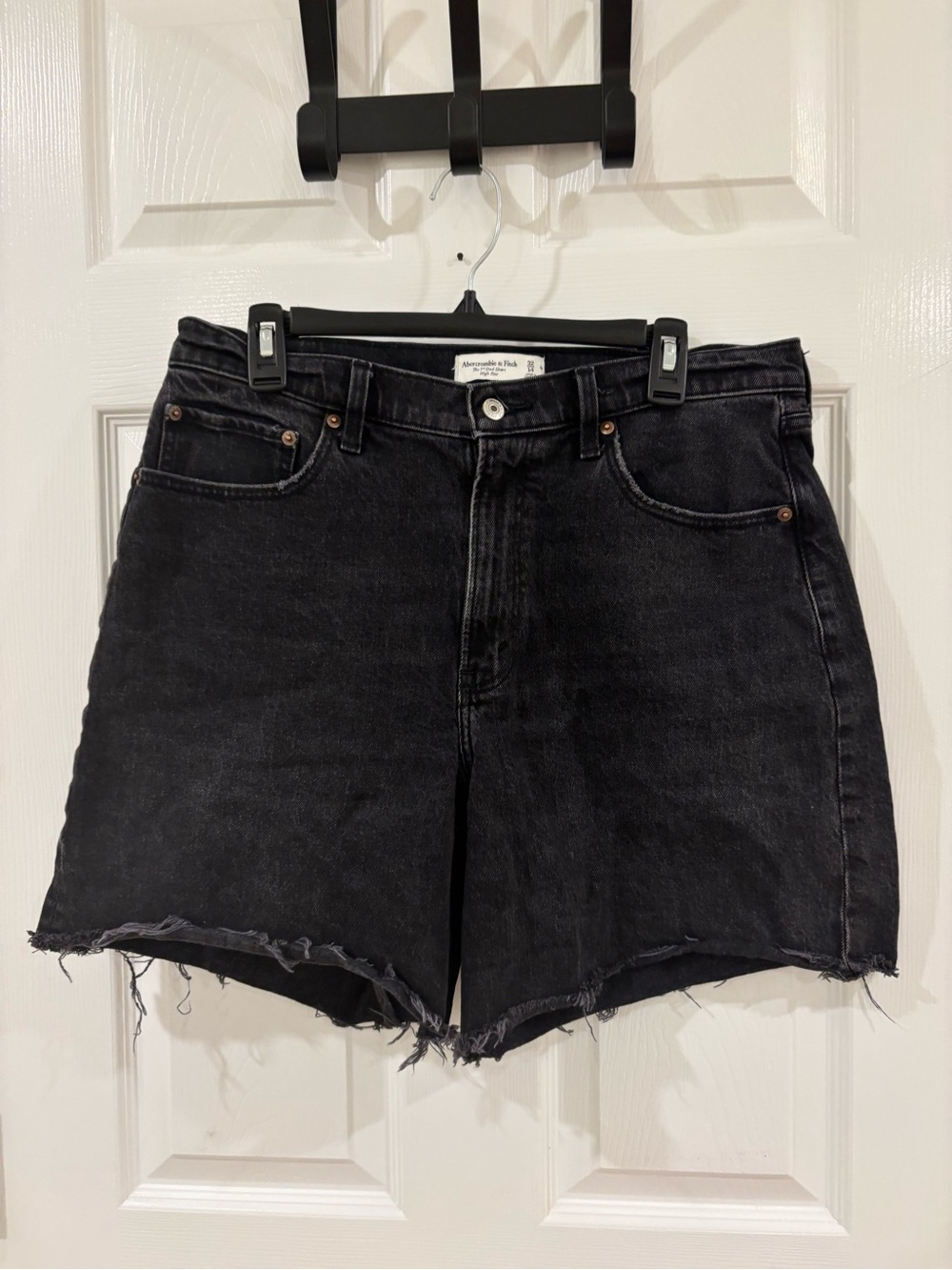 Abercrombie High Rise Dad Shorts 14